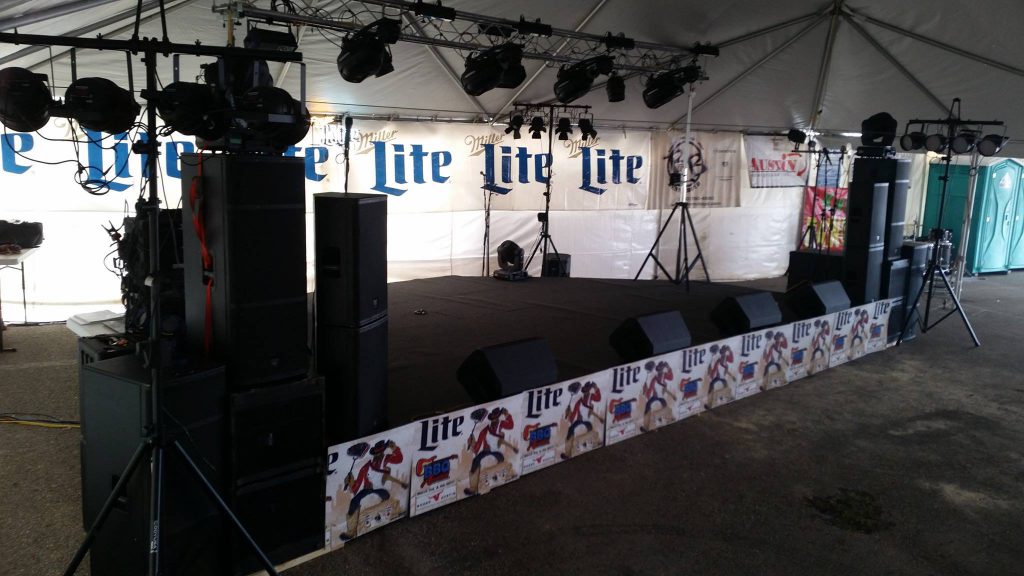 Pit Stop BBQ Cookoff Team Hospitality Tent Stage 2017